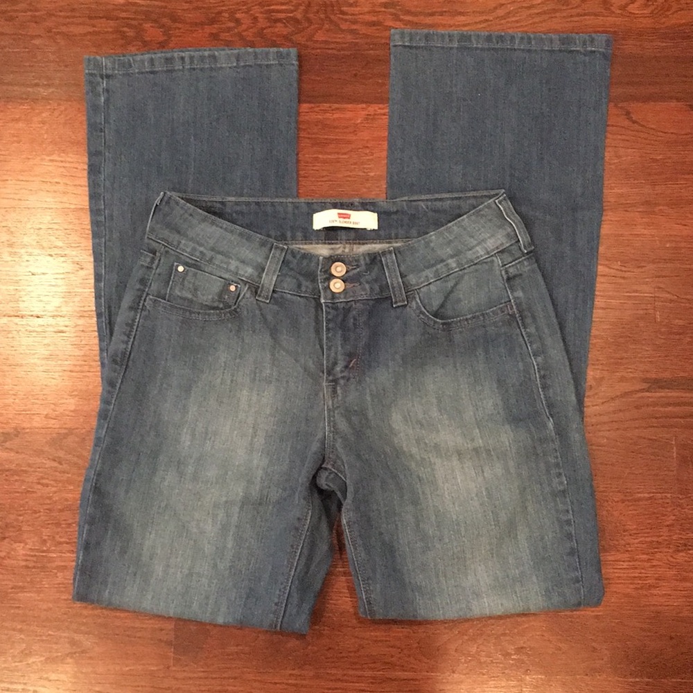 Levi’s 526 Slender Boot Jeans